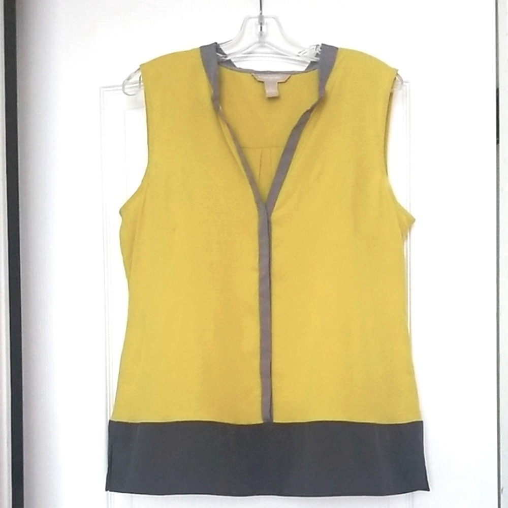 Color Block Sleeveless Top